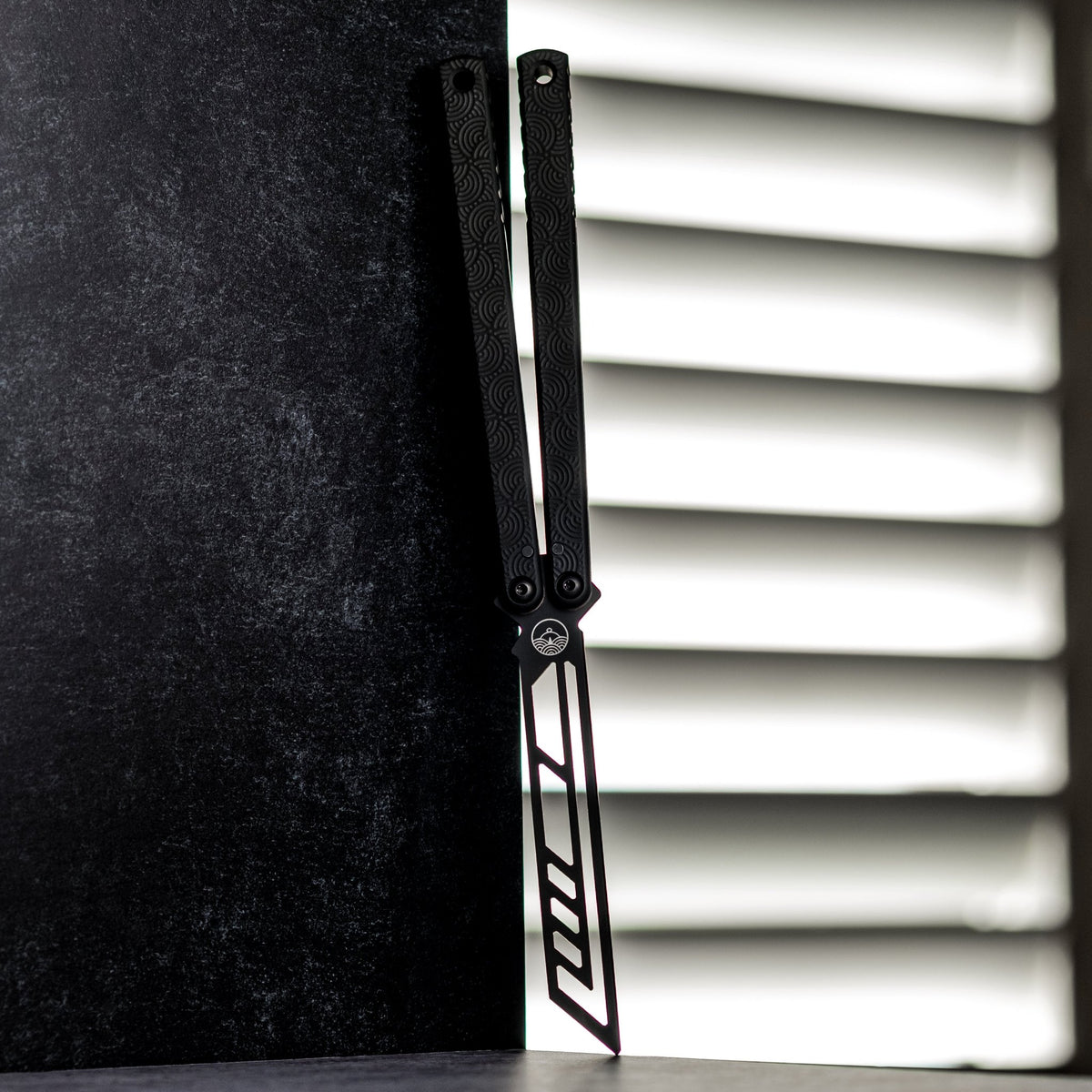 Squid Industries X URBAN Krake Raken Trainer V3 - DLC (Exclusive) - URBAN EDC®