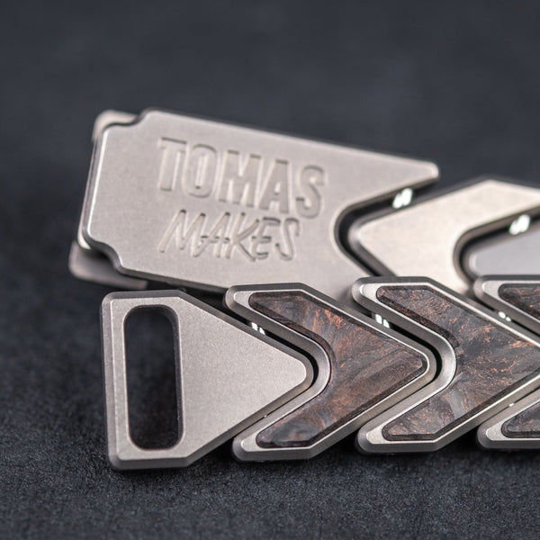 Tomas Makes Vector Bracelet - Titanium w/ Dark Matter Copper Carbon Fiber (Custom) - URBAN EDC®