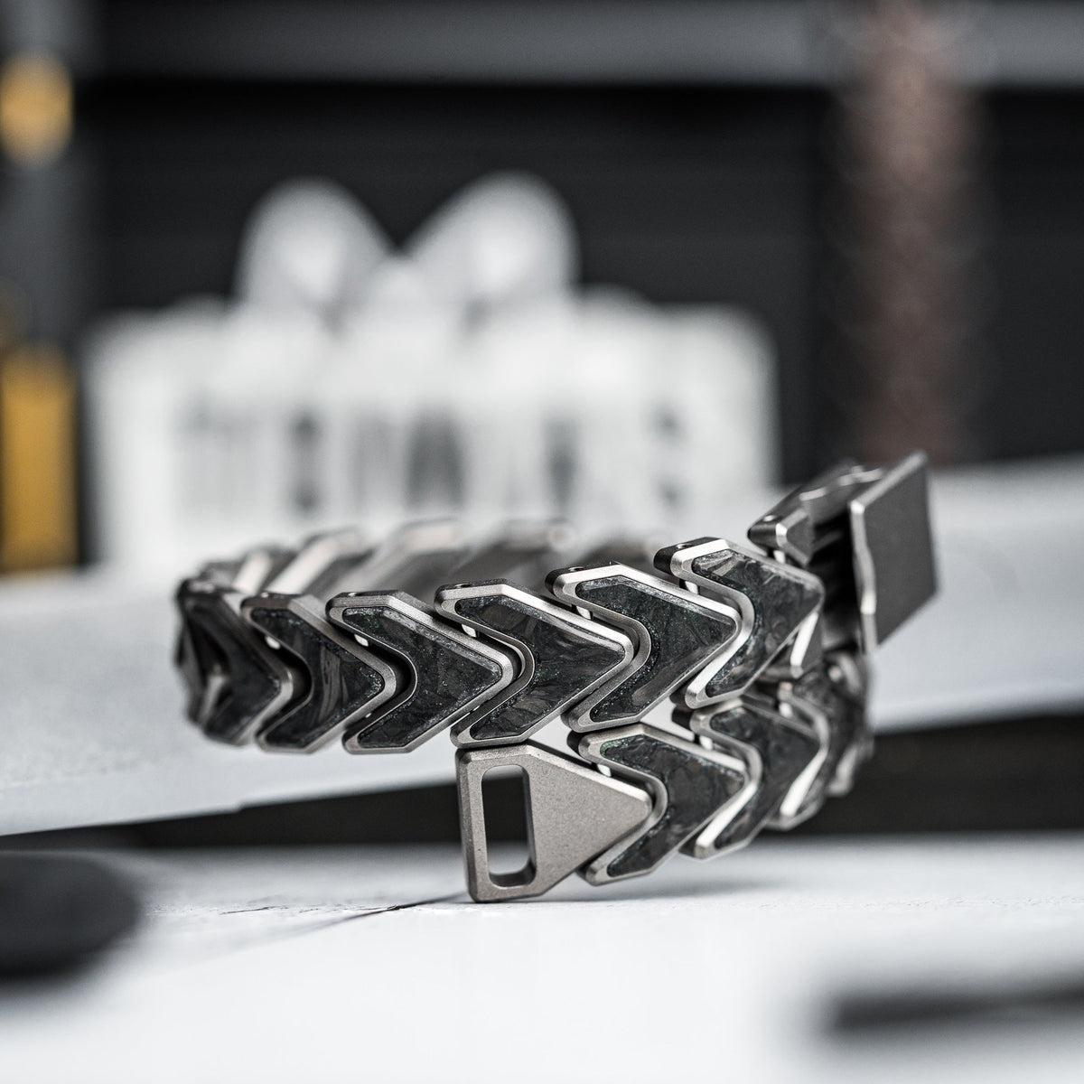Tomas Makes Vector Bracelet - Titanium w/ Dark Matter Glow Carbon Fiber (Custom) - URBAN EDC®