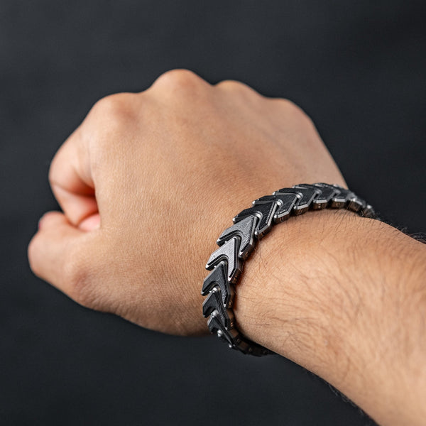 Tomas Makes Vector Bracelet - Titanium w/ Space Coral Stainless Carbon Fiber (Custom) - URBAN EDC®