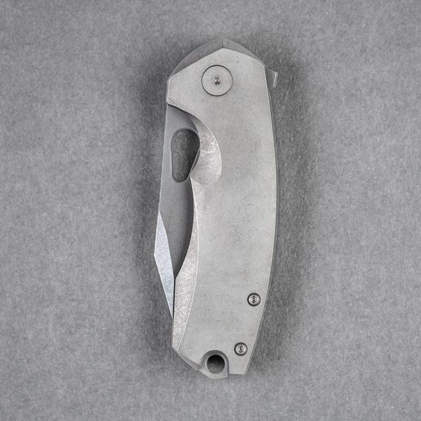 URBAN Becerro - Darkwashed Magnacut & Darkwashed Titanium - URBAN EDC®