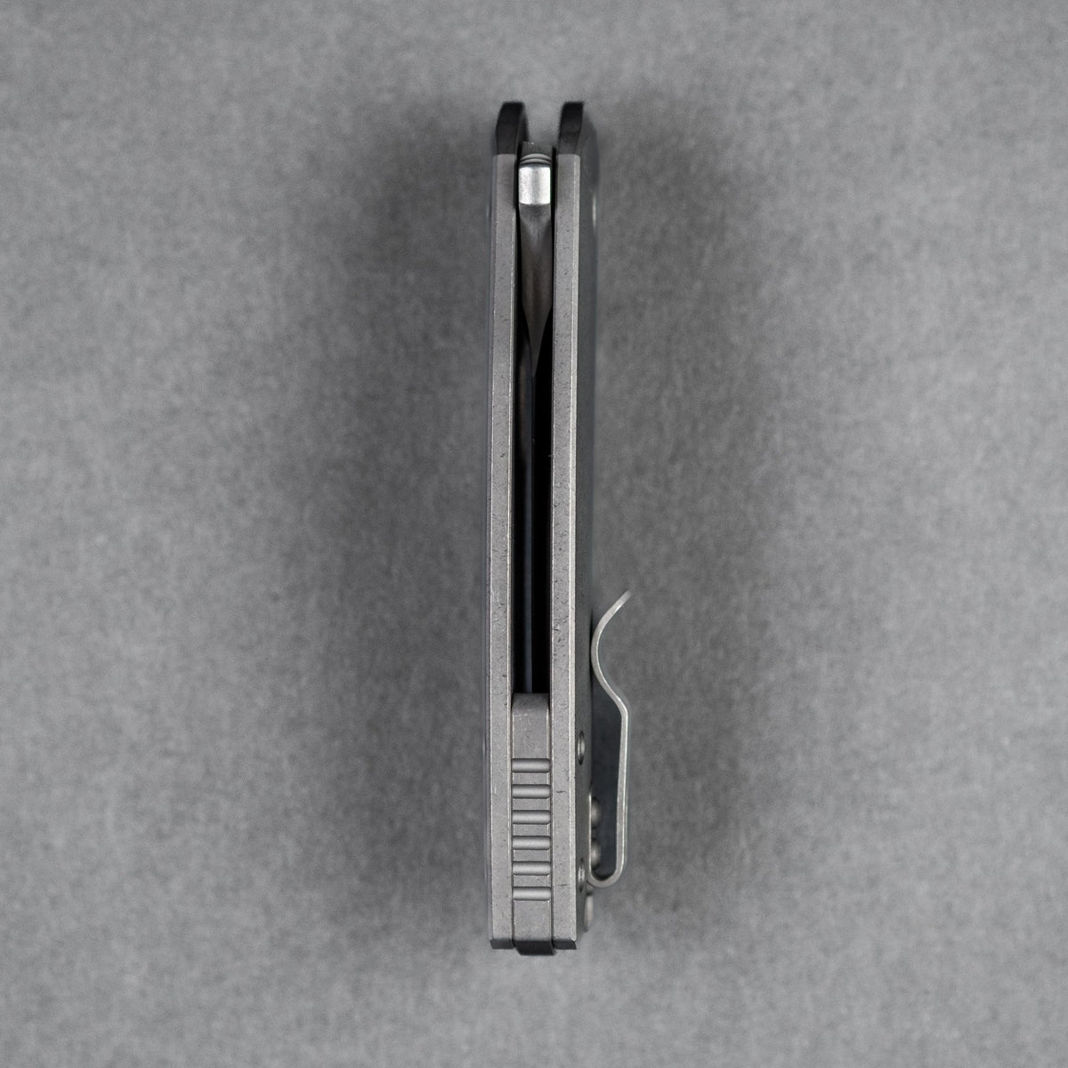 URBAN Becerro - Darkwashed Magnacut & Darkwashed Titanium - URBAN EDC®