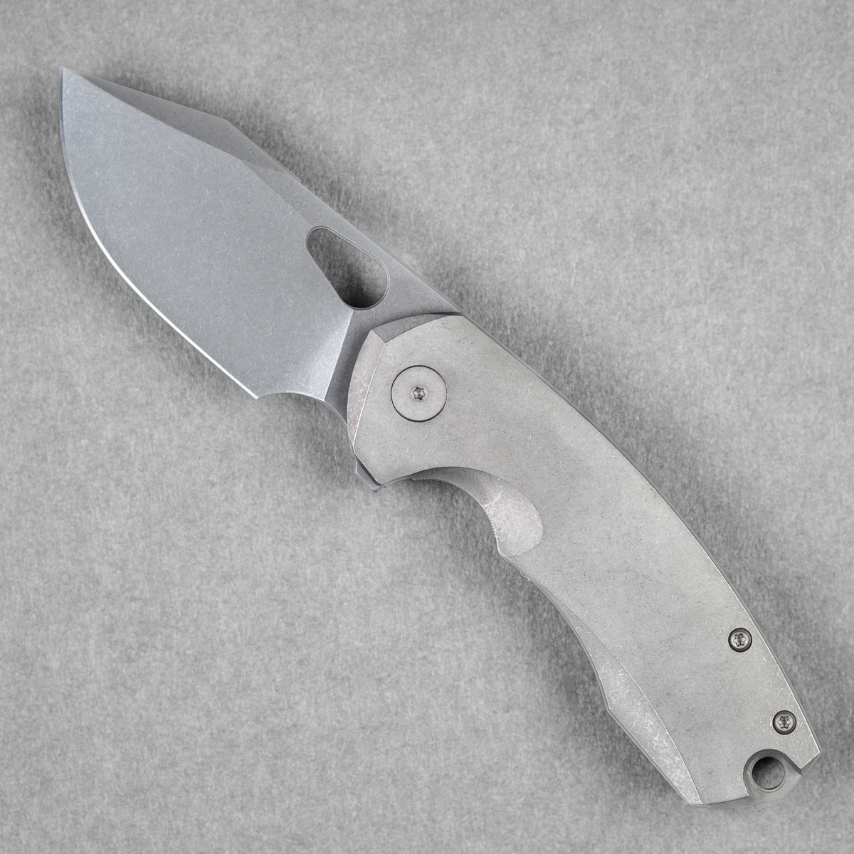 URBAN Becerro - Darkwashed Magnacut & Darkwashed Titanium - URBAN EDC®