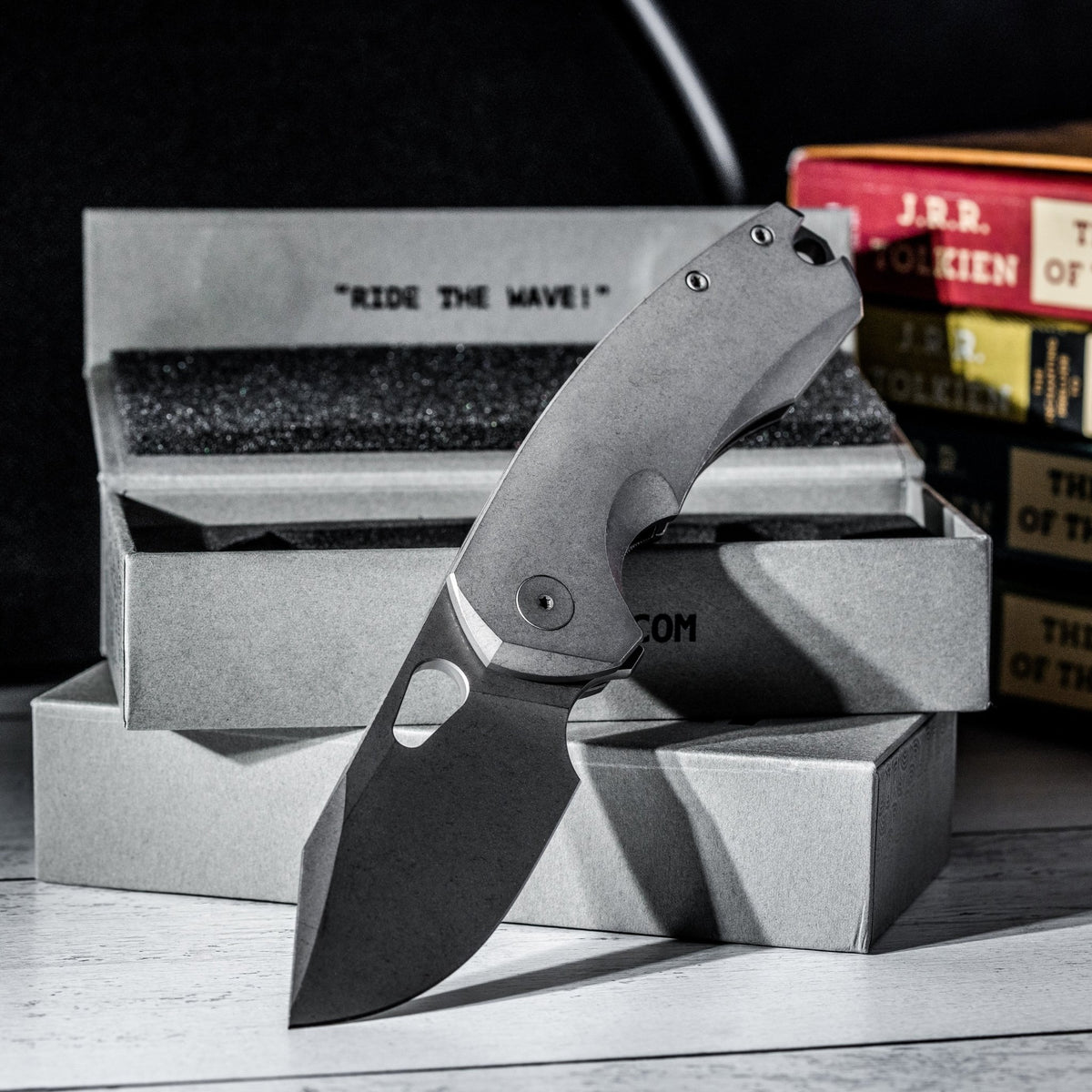 URBAN Becerro - Darkwashed Magnacut & Darkwashed Titanium - URBAN EDC®