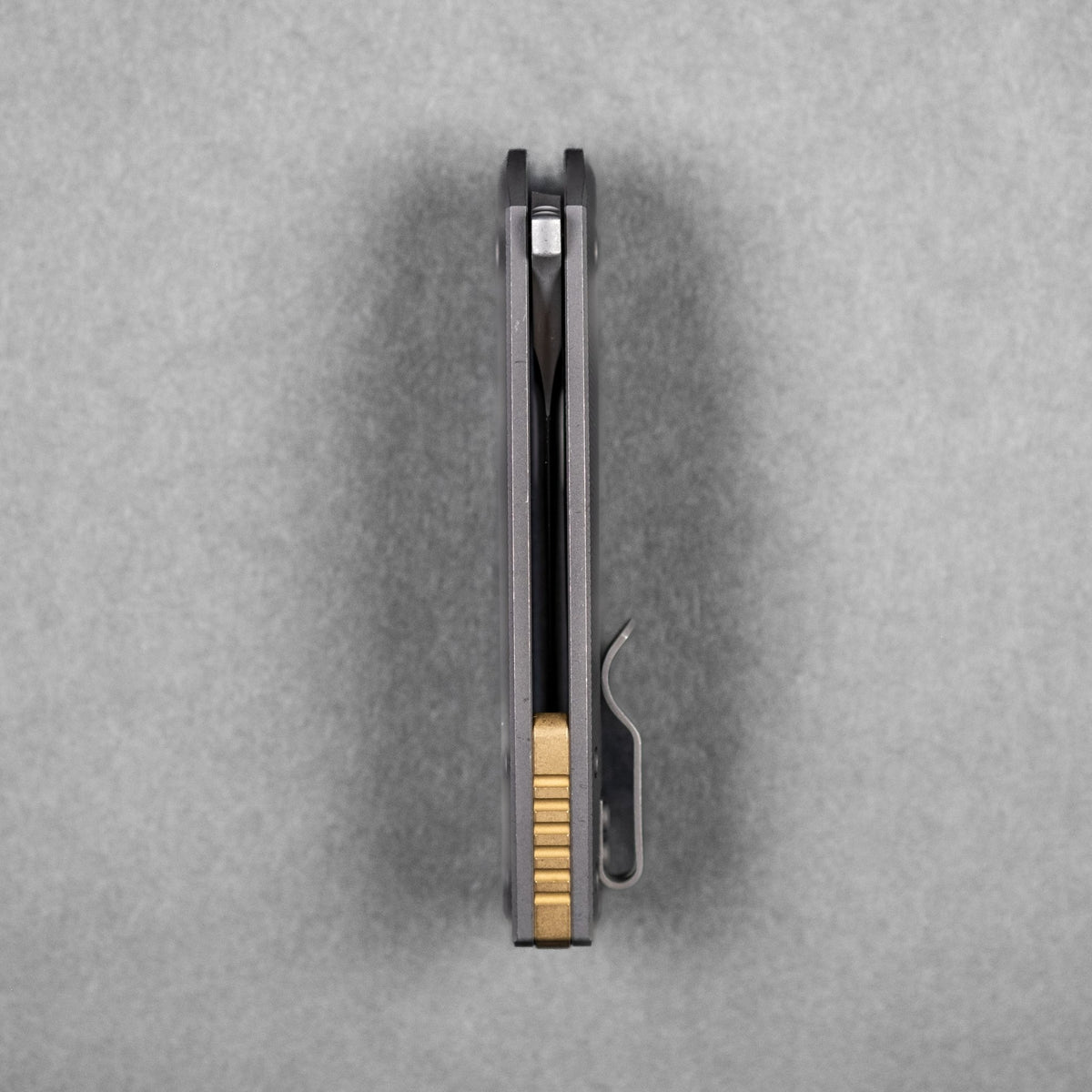 URBAN Becerro - Darkwashed Magnacut & Darkwashed Titanium w/ Micro Milling - URBAN EDC®
