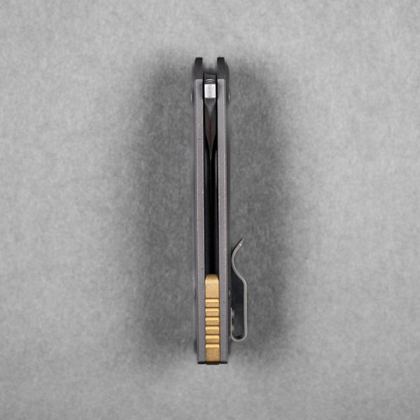 URBAN Becerro - Darkwashed Magnacut & Darkwashed Titanium w/ Micro Milling - URBAN EDC®