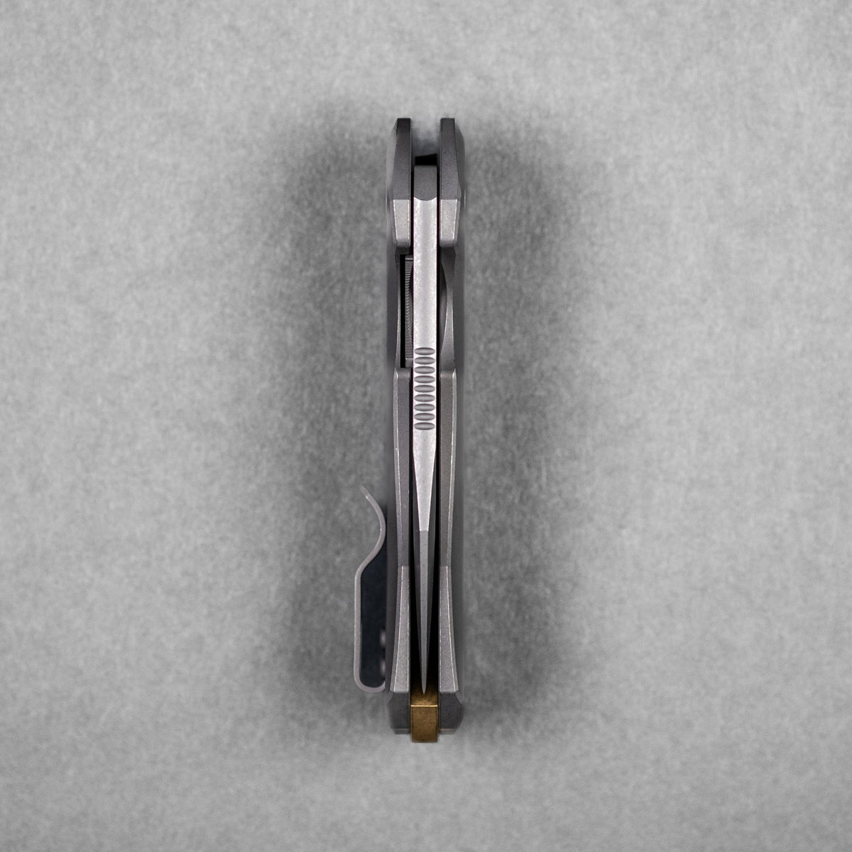 URBAN Becerro - Darkwashed Magnacut & Darkwashed Titanium w/ Micro Milling - URBAN EDC®