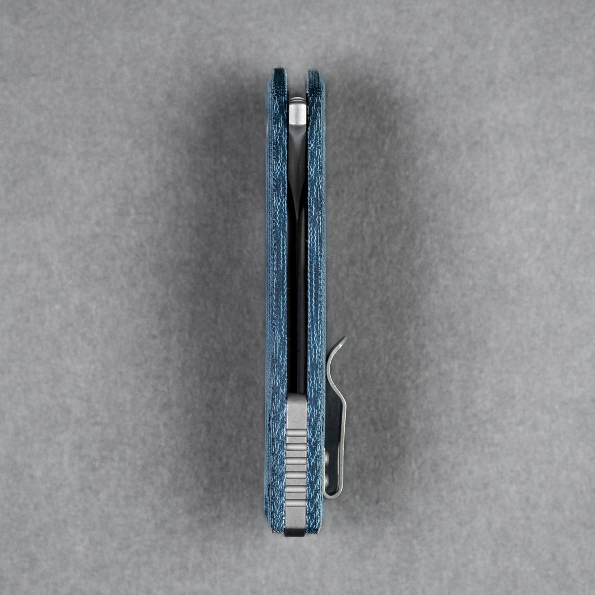 URBAN Becerro - Darkwashed Magnacut & Denim Micarta - URBAN EDC®