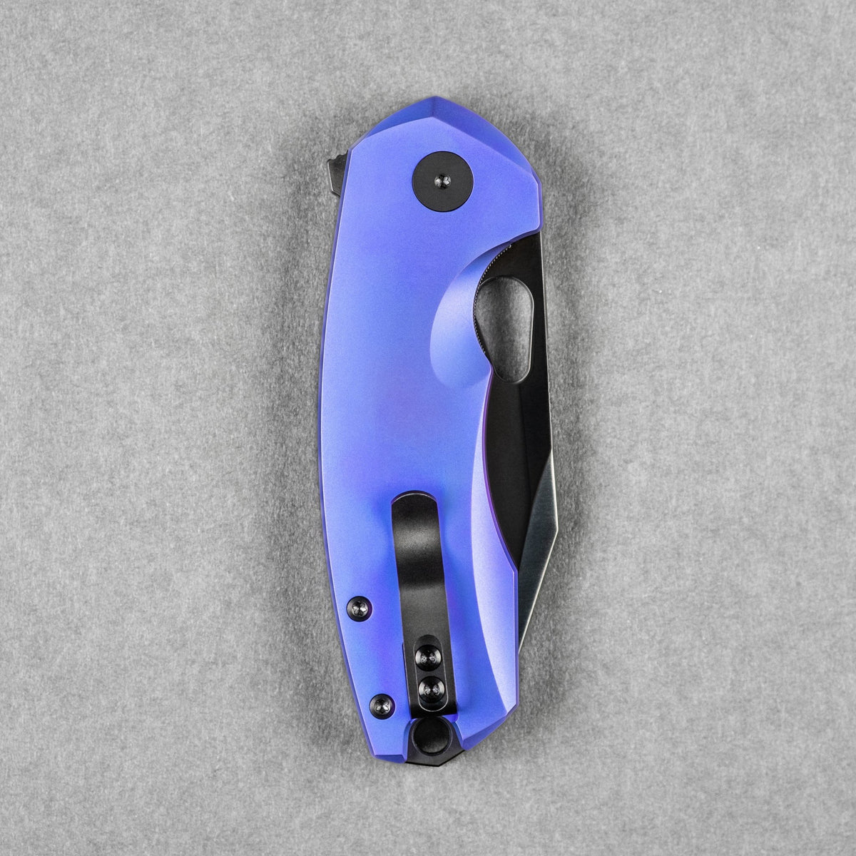 URBAN Becerro - Polished DLC Magnacut & Blurple Titanium - URBAN EDC®