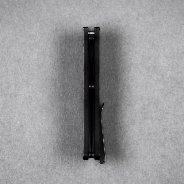 URBAN Castellan - Blackwashed Magnacut & Blackwashed Titanium w/ Rock Texture - URBAN EDC®