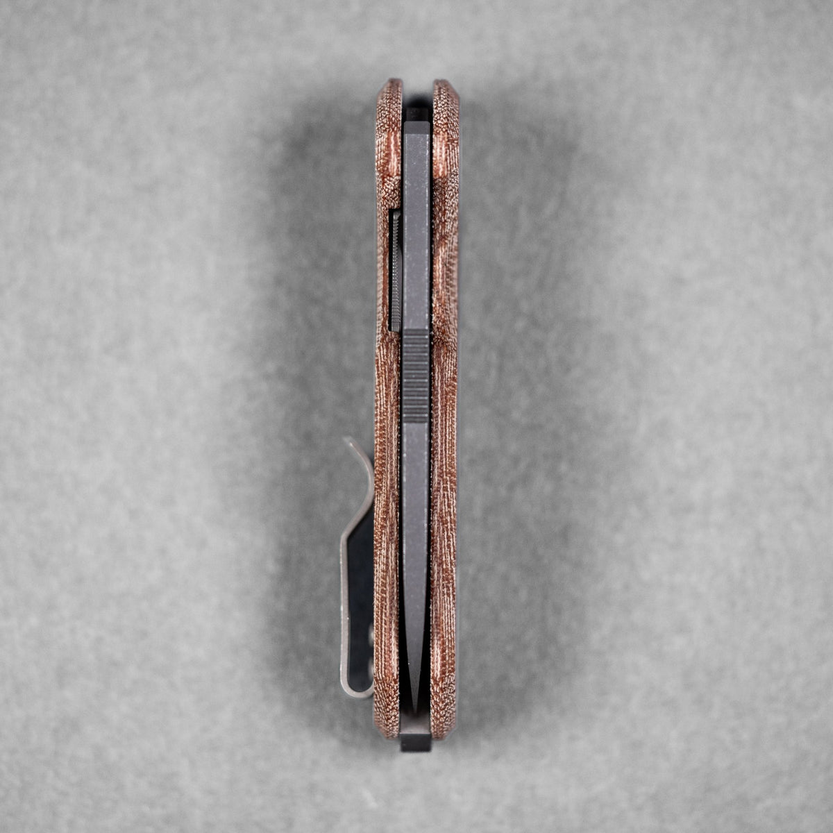 URBAN F5.5 - Acid - Etched Magnacut & Natural Brown Micarta - URBAN EDC®