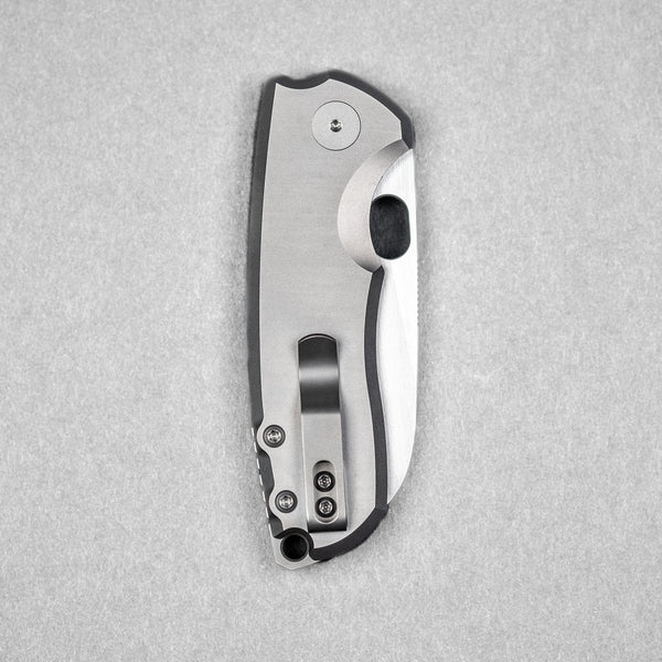 URBAN F5.5 - Hand - Rubbed Magnacut & Blasted Titanium - URBAN EDC®