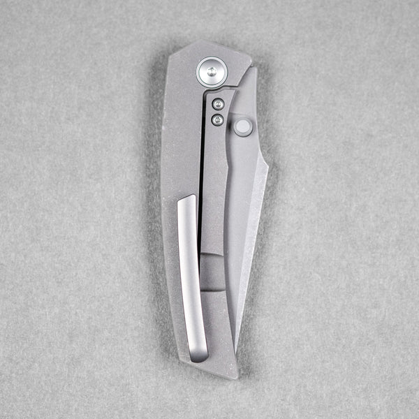 URBAN Isurus - Darkwashed Magnacut & Darkwashed Titanium Integral w/ Bead Blasted Ti Hardware - URBAN EDC®