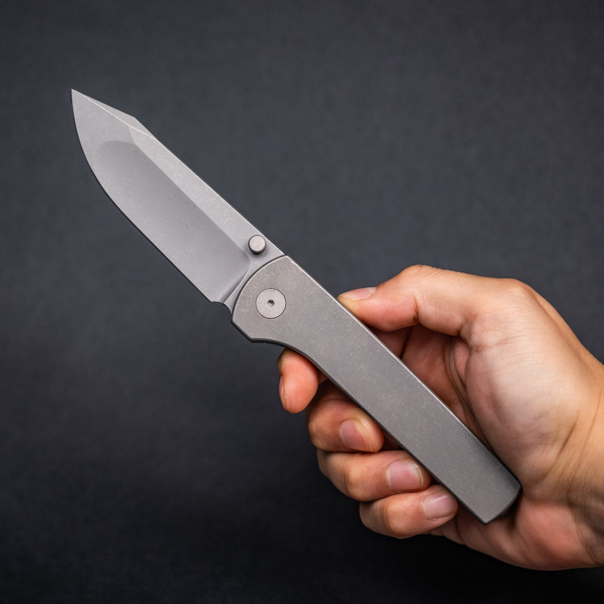 URBAN Miso - Darkwashed Titanium w/ Darkwashed Compound Hollow Magnacut - URBAN EDC®