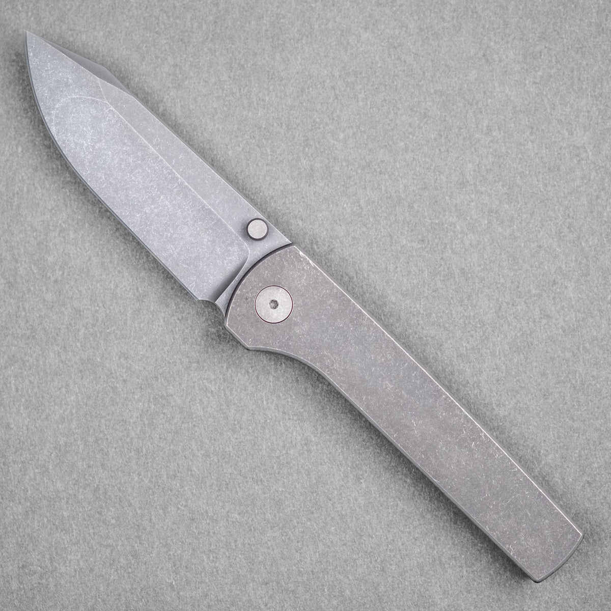 URBAN Miso - Darkwashed Titanium w/ Darkwashed Compound Hollow Magnacut - URBAN EDC®