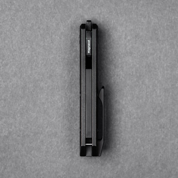 URBAN Straighthawk - Blackwashed Titanium w/ Blackwashed Magnacut - URBAN EDC®
