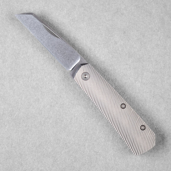 URBAN Straighthawk - Stonewashed Magnacut & Stonewashed Titanium w/ Micro Milling - URBAN EDC®