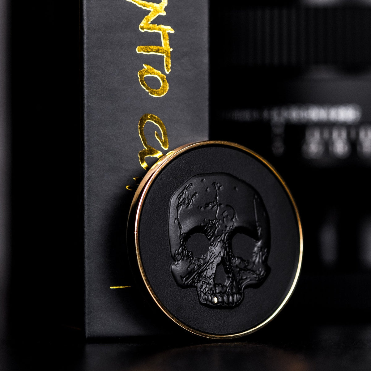 URBAN X Raven the Pirate Memento Coin - URBAN EDC®