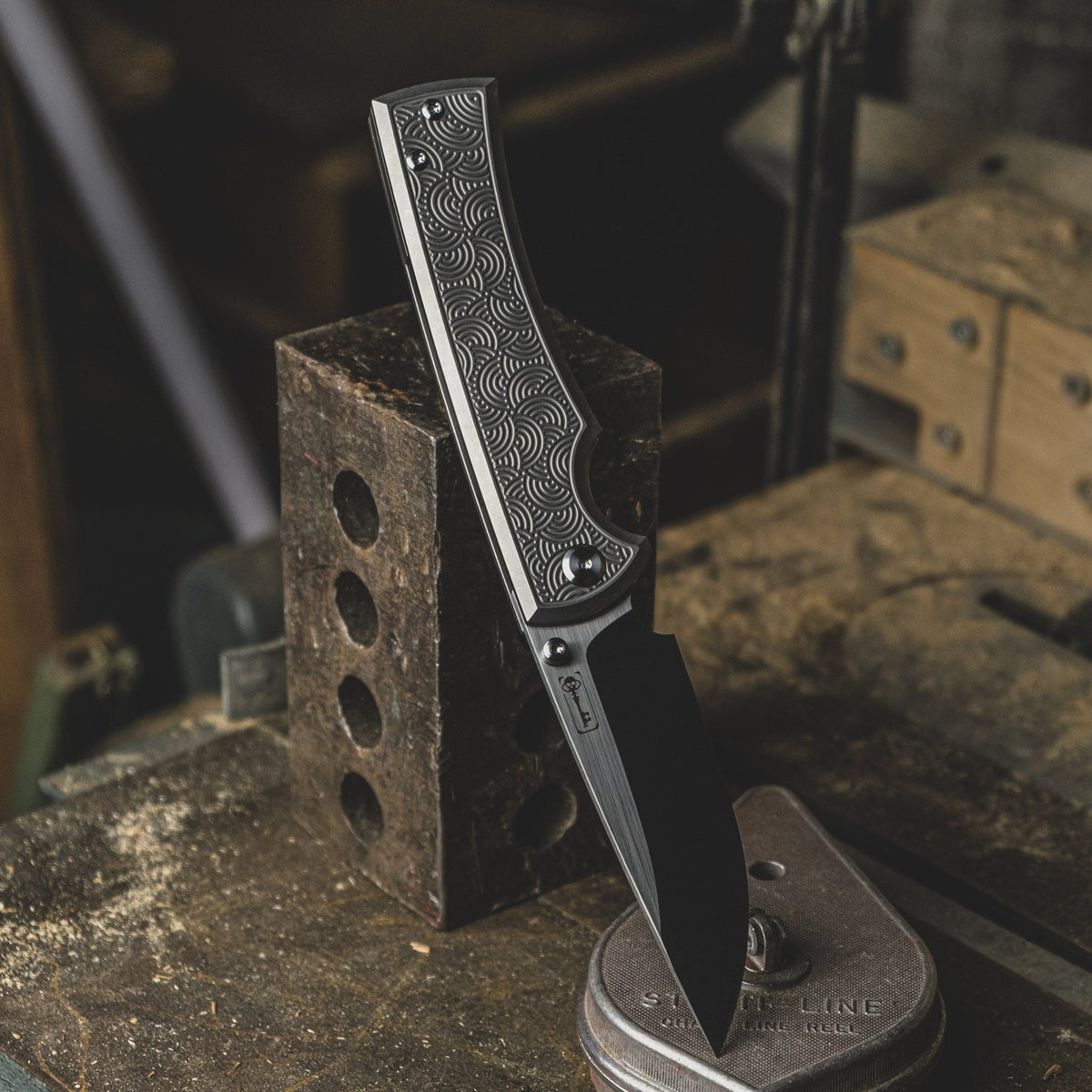 Chaves Liberation 229 Seigaiha Motif - Titanium (Exclusive) - URBAN EDC®