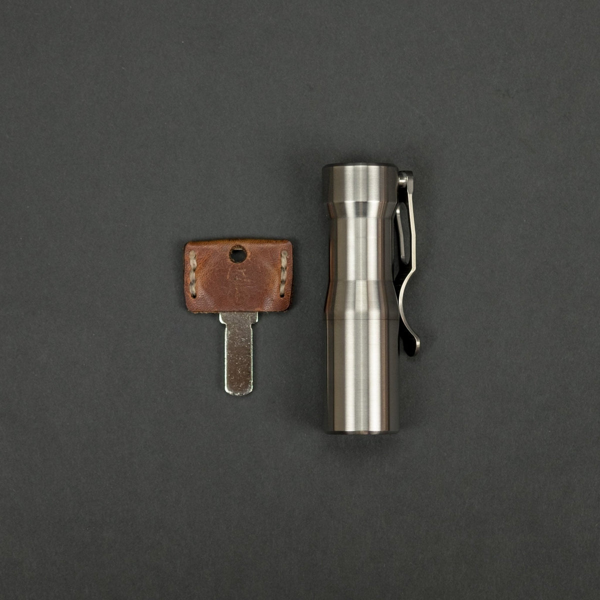 CWF Lights Arcadian - Titanium (Custom) - URBAN EDC®