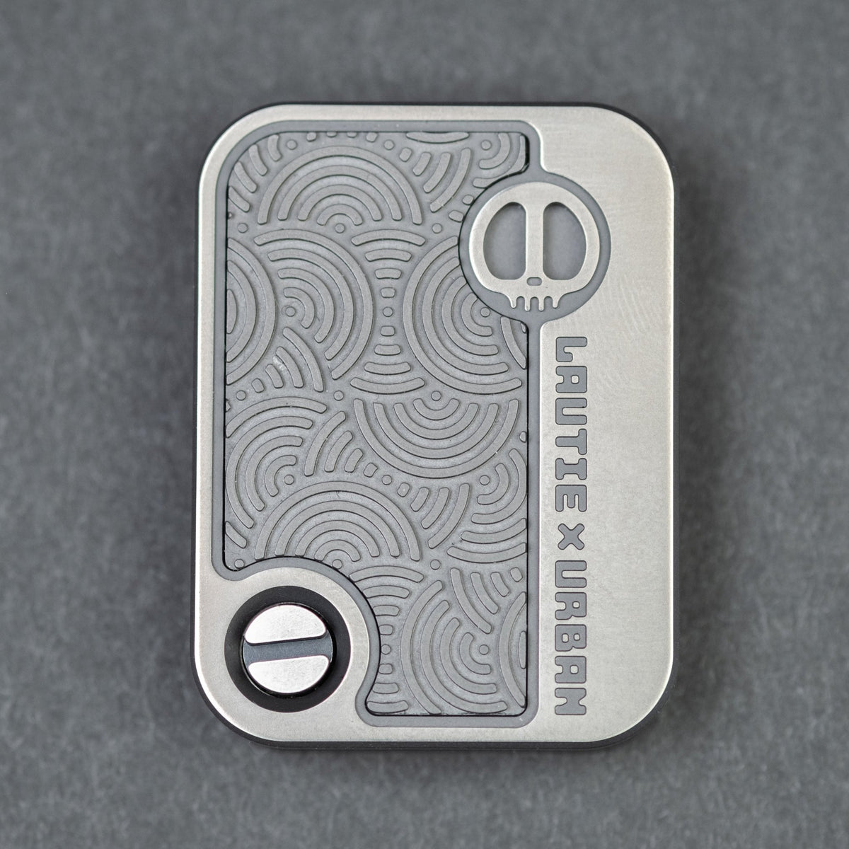 Lautie x URBAN Shuffle - Zirconium (Exclusive) - URBAN EDC®