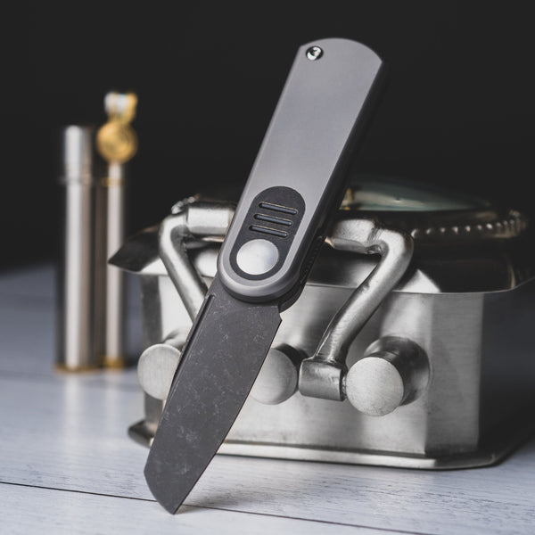 URBAN Baby Barlow - Titanium w/ Antiqued Bronze Inlay - URBAN EDC®