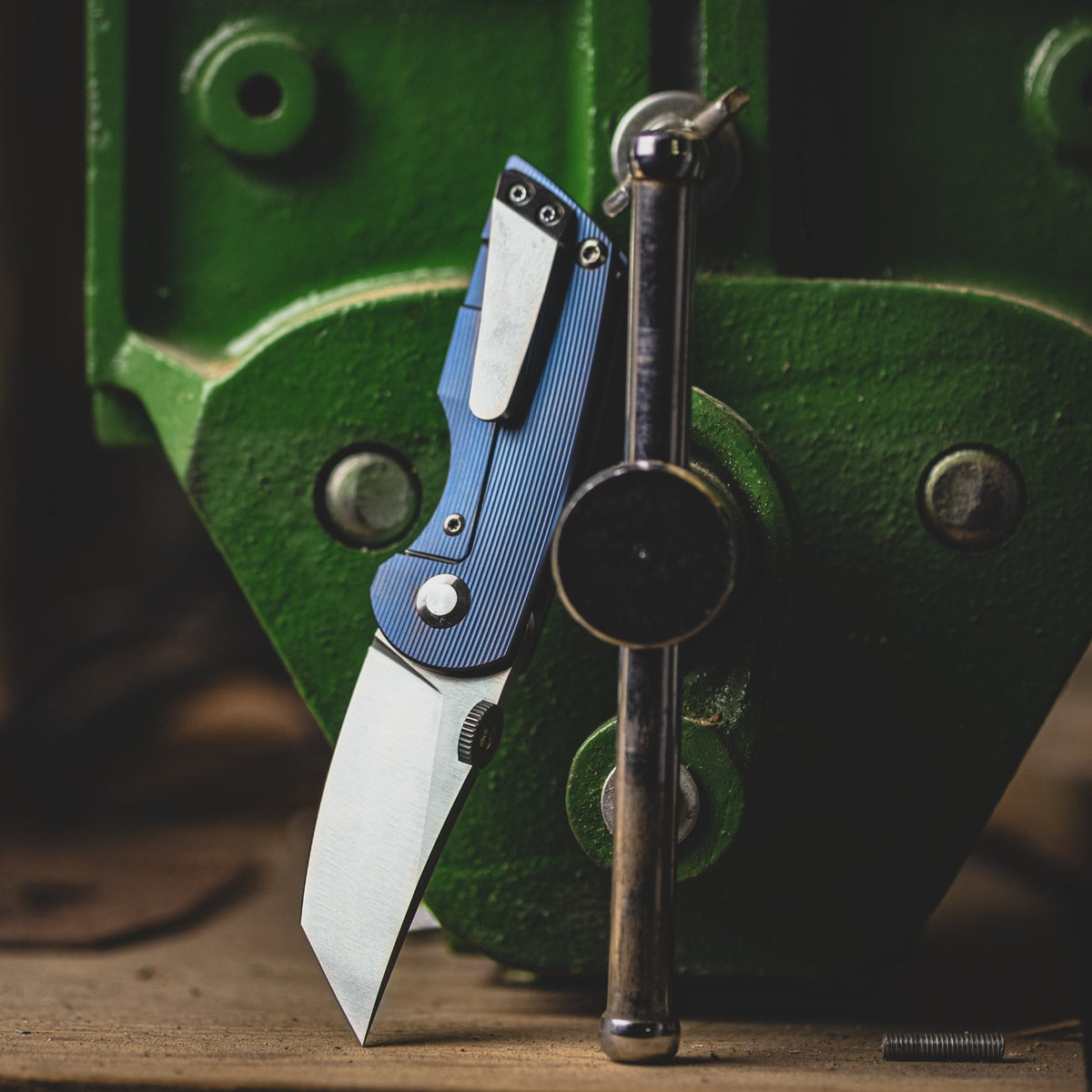 URBAN Half Delta - Titanium - URBAN EDC®