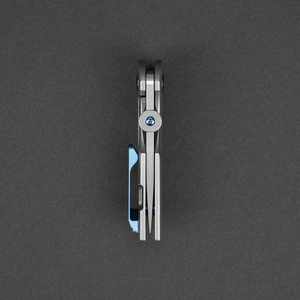 URBAN Half Delta - Titanium - URBAN EDC®