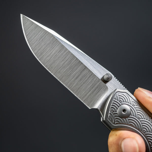 URBAN Micro Shrike - Titanium Seigaiha - URBAN EDC®