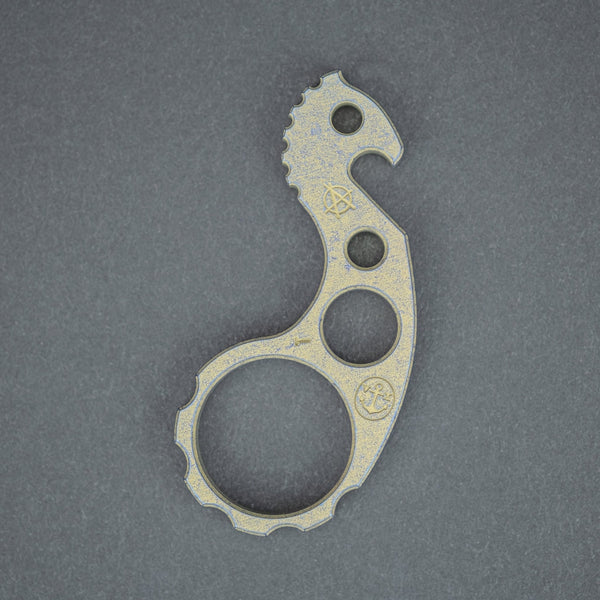 VoxDesign 1/4” Seahorse - Triple Ano Titanium - URBAN EDC®