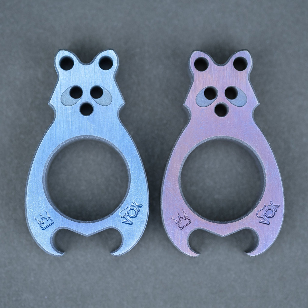 VoxDesign 3/8" Tiny 'Gus' Raccoon - Titanium - URBAN EDC®
