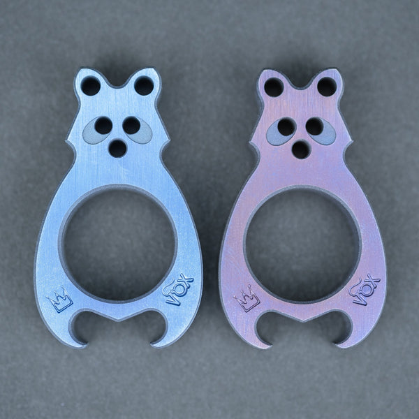 VoxDesign 3/8" Tiny 'Gus' Raccoon - Titanium - URBAN EDC®